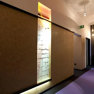 hotel-cristall-frankfurt-city.frankfurtammainhotels.com/