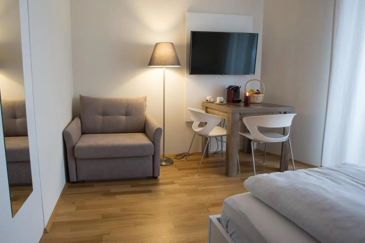 Premium Apartment Muenchen Messe 3*, Munich